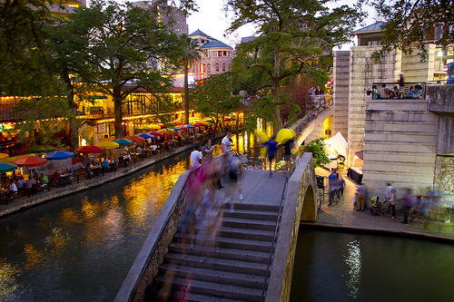 Riveralk, San Antonio, Texas. Photo: StuSeeger, used under Creative Commons License (By 2.0)