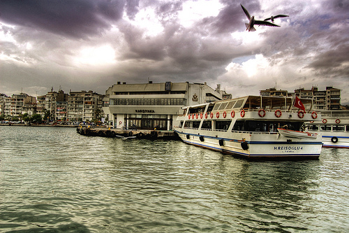 Izmir, Turkey. Photo: Kusadasi-Guy , used under Creative Commons License (By 2.0)
